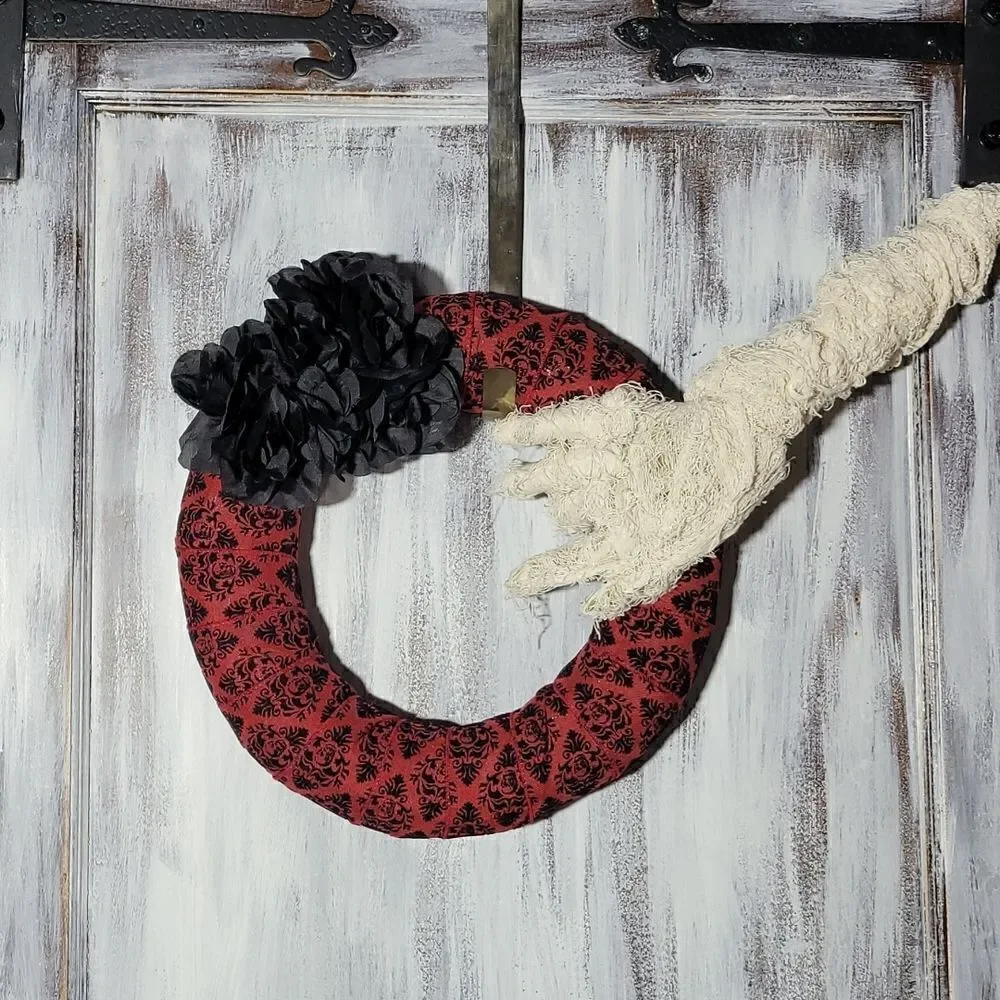 Victorian Mummy Hand Flower Wreath